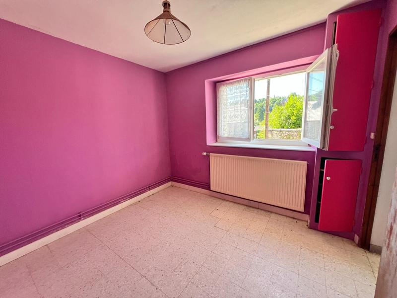 Maison - 96 m² - 5 pièces