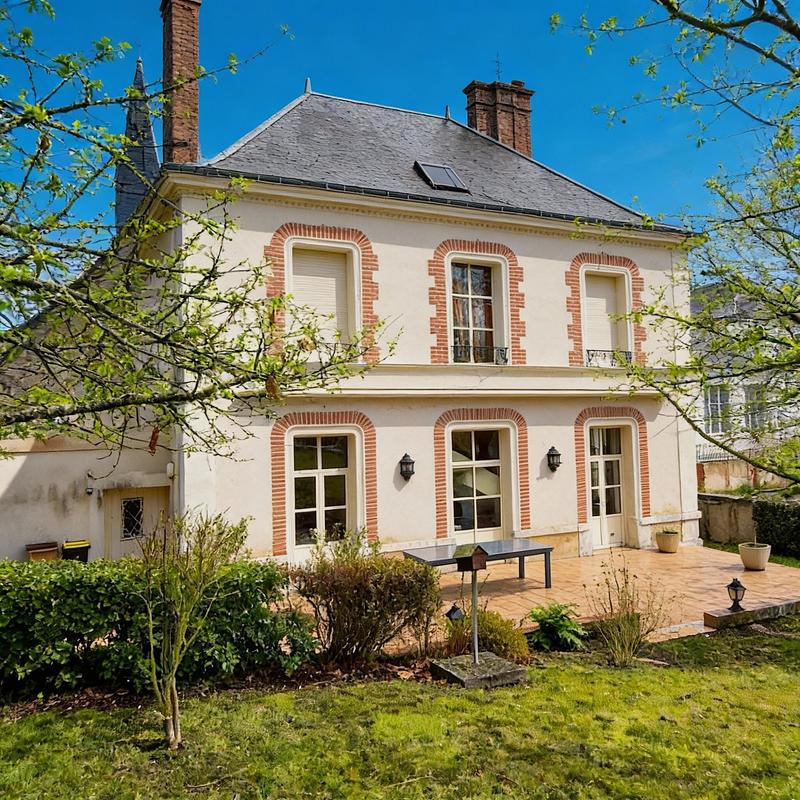 Maison ancienne - 178 m² - 7 pièces