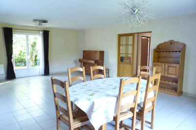 Maison - 130 m² - 7 pièces