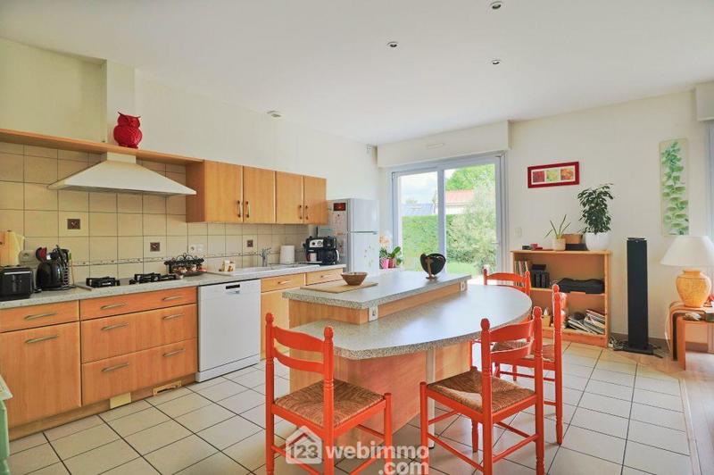 Maison - 175 m² - 6 pièces