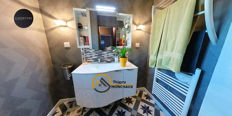 Villa - 141 m² - 7 pièces