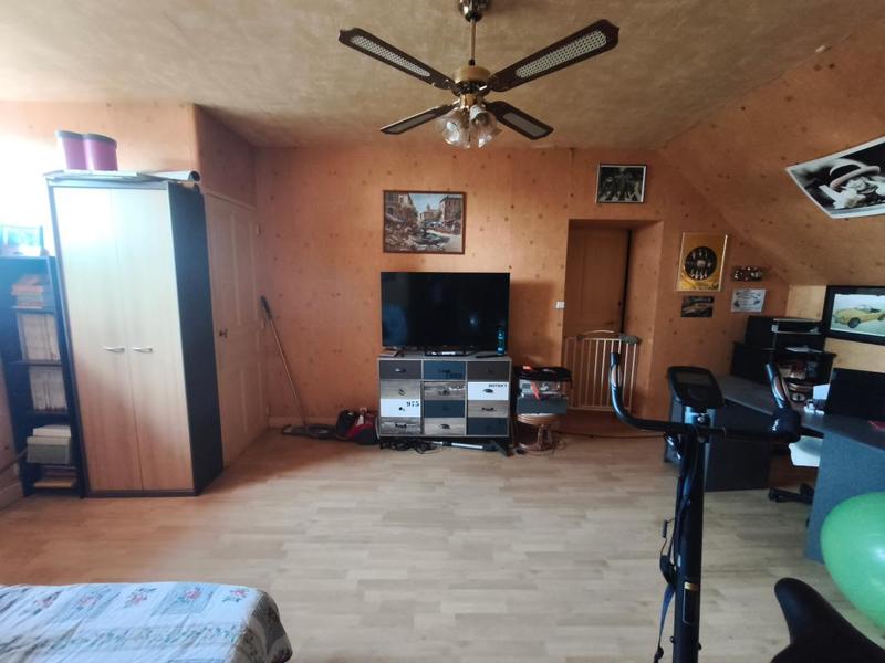 Maison - 218 m² - 5 pièces