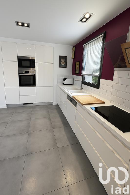 Maison - 212 m² - 5 pièces