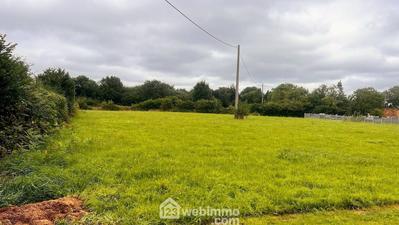 Terrain - 821 m²