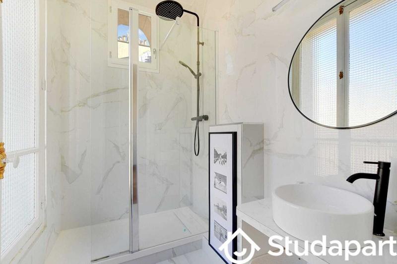 Appartement - 75 m² - 4 pièces