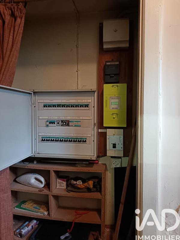 Maison - 383 m² - 12 pièces