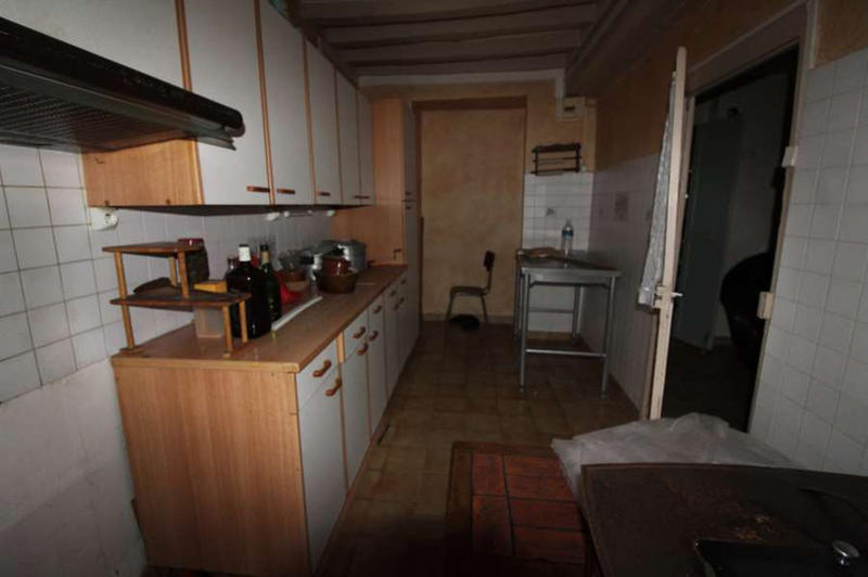 Maison - 250 m² - 10 pièces