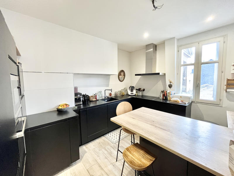 Appartement - 182 m² - 7 pièces