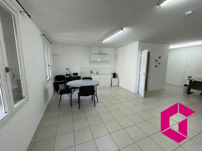 Appartement - 92 m² - 3 pièces