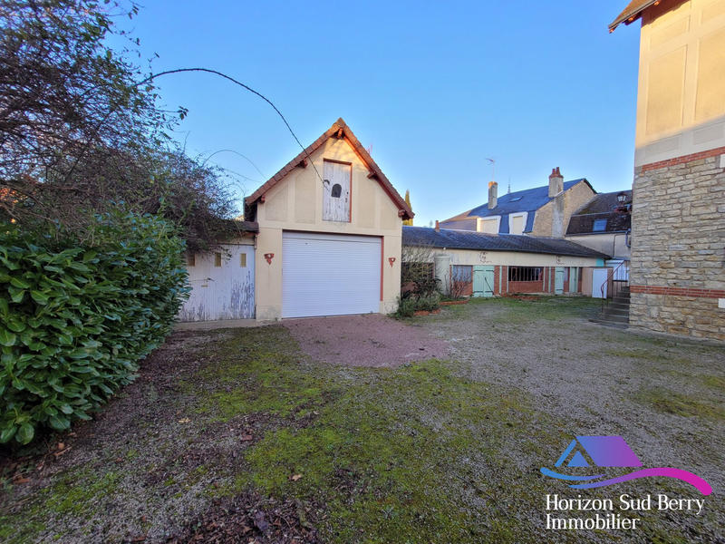 Maison - 176 m² - 10 pièces