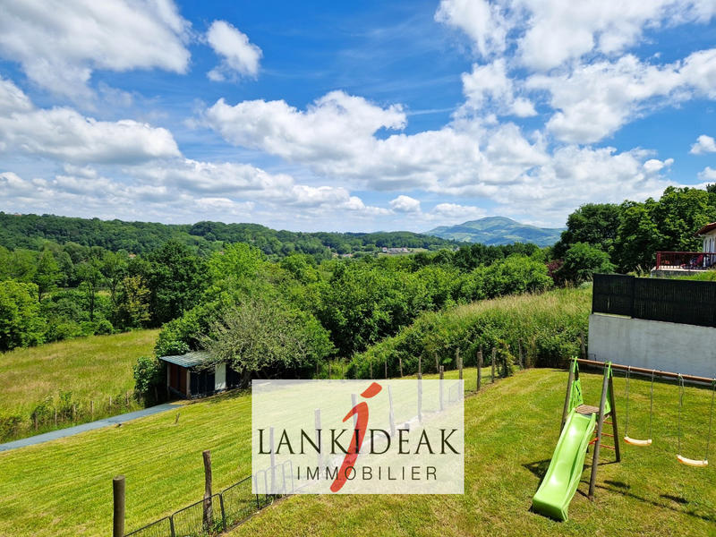 Maison - 164 m² - 5 pièces