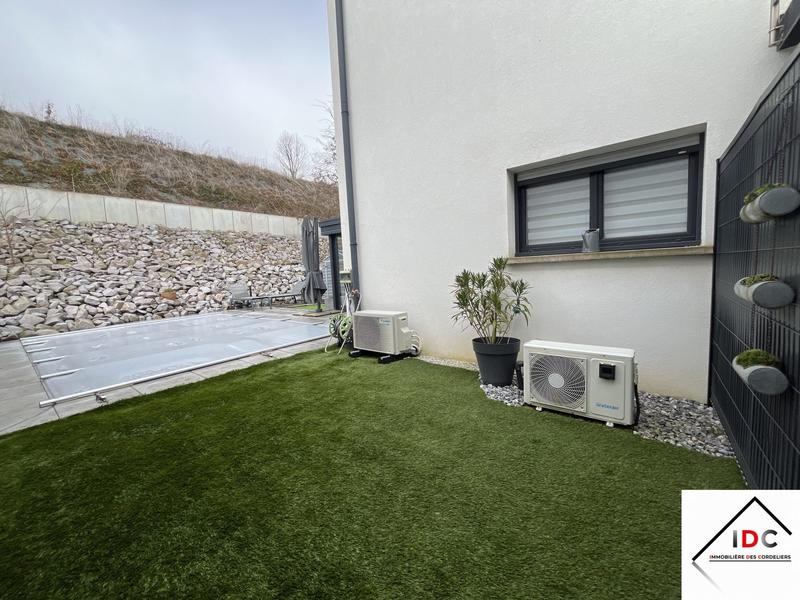 Appartement - 83 m² - 3 pièces