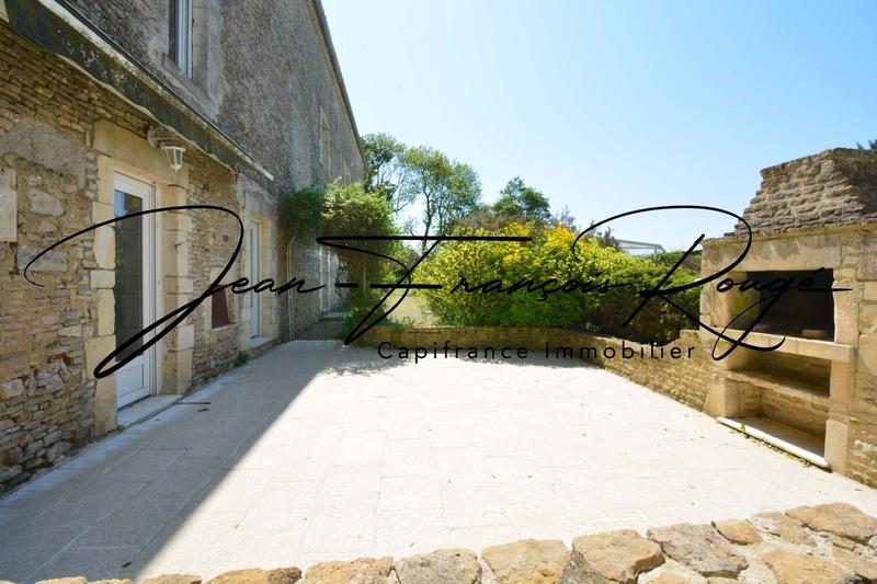 Maison - 515 m² - 19 pièces