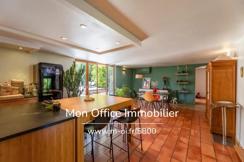 Corps de ferme - 203 m² - 6 pièces