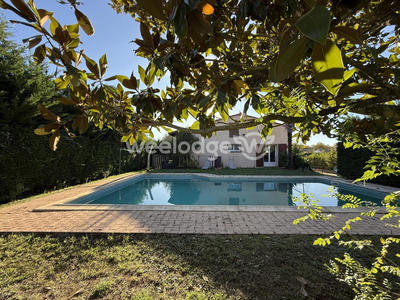 Maison - 147 m² - 6 pièces