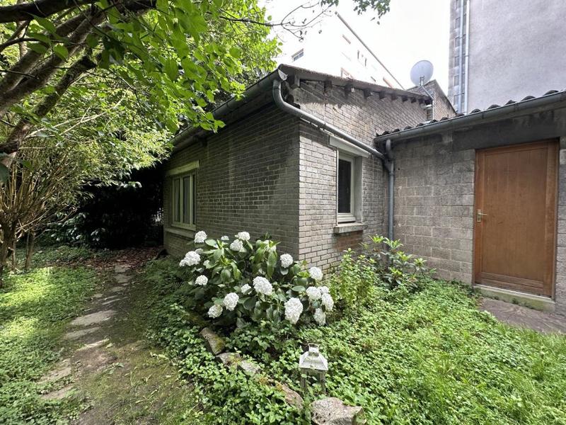 Appartement ancien - 150 m² - 5 pièces