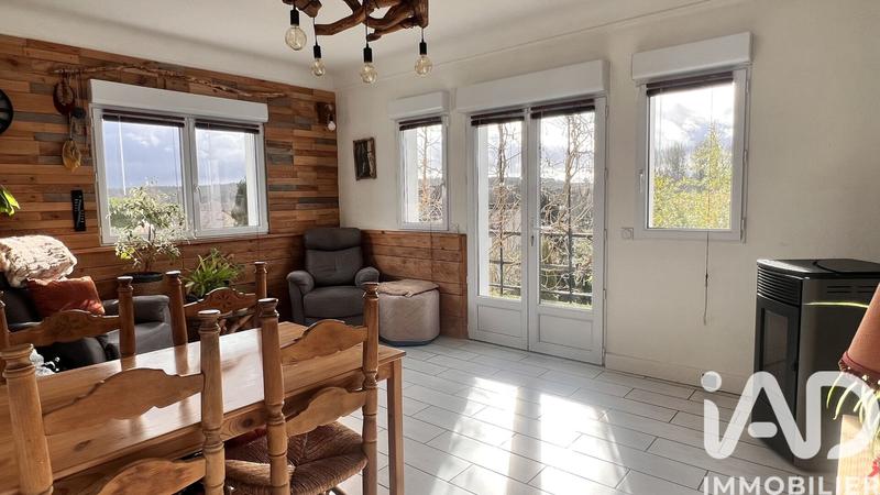 Maison - 90 m² - 4 pièces