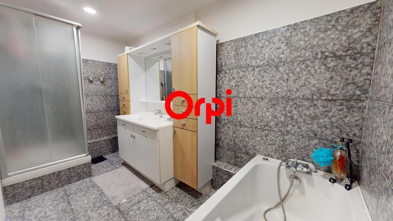 Appartement - 75 m² - 4 pièces