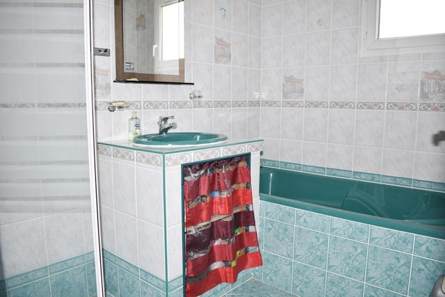 Maison - 76 m² - 4 pièces