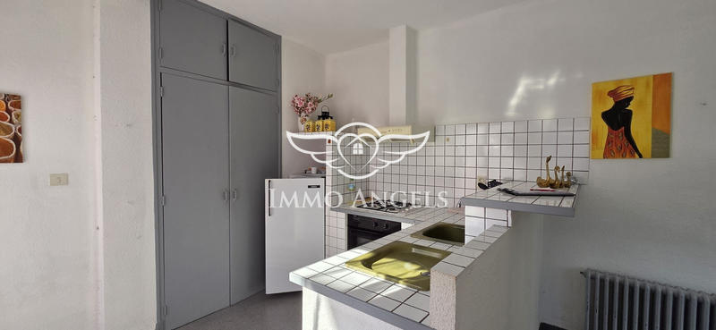 Mas - 554 m² - 26 pièces