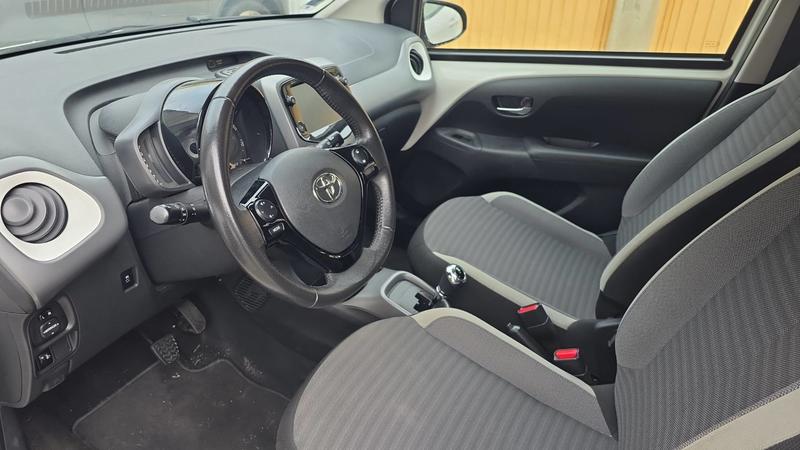 Toyota Aygo 1.0 Vvt-i 72 X-Shift X-Play