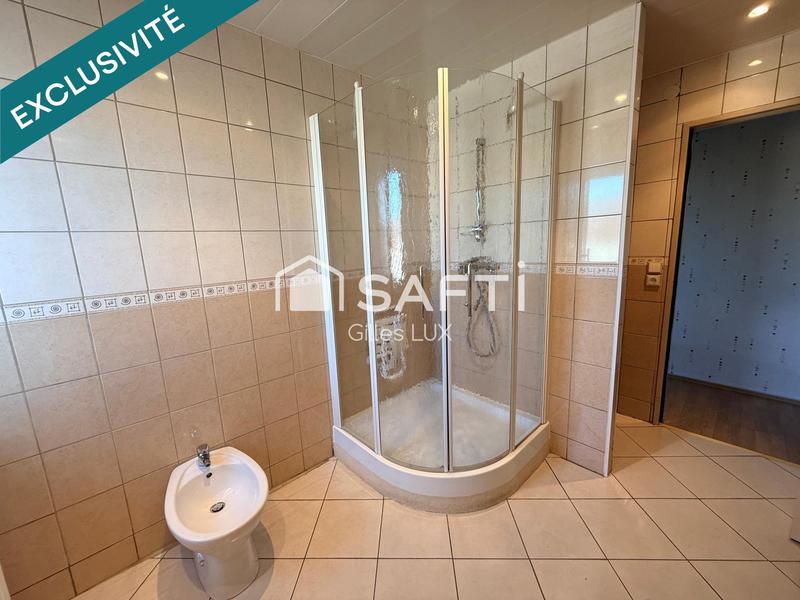 Appartement - 136 m² - 6 pièces