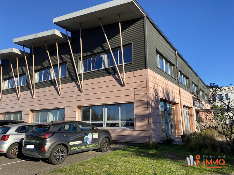 Local commercial - 95 m² - 4 pièces