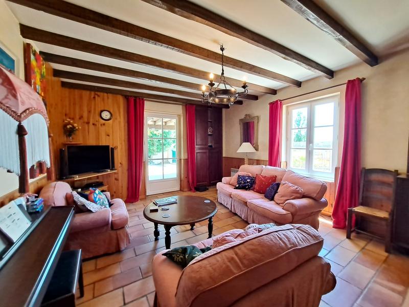 Maison - 166 m² - 7 pièces