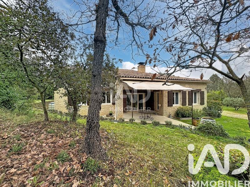 Maison - 140 m² - 7 pièces