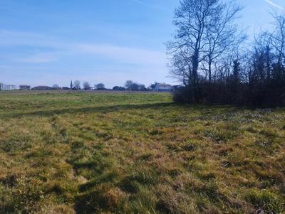 Terrain constructible - 273 m²