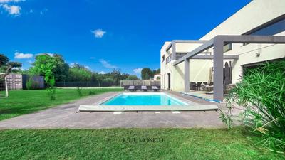 Villa - 206 m² - 5 pièces