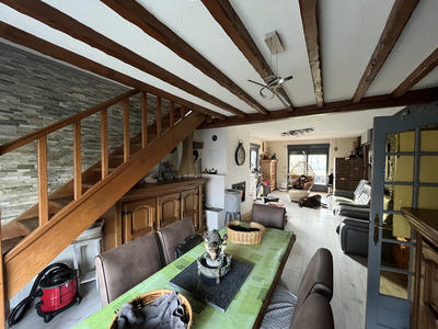 Maison - 155 m² - 9 pièces