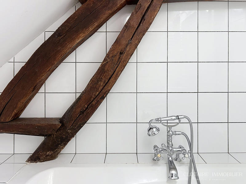 Maison - 200 m² - 10 pièces