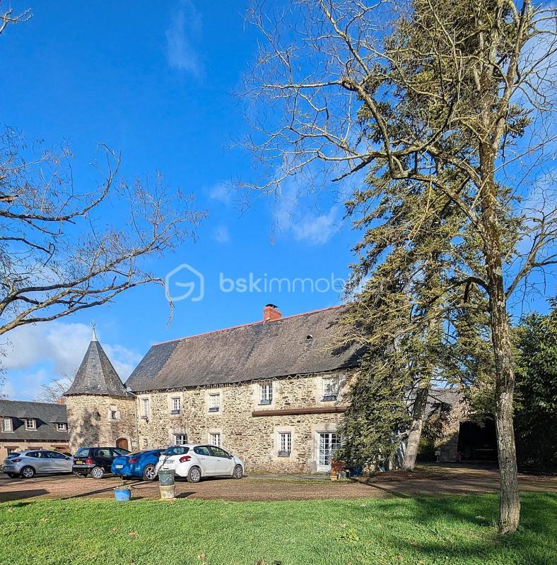 Demeure - 183 m² - 6 pièces