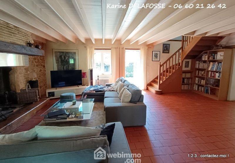 Maison de village - 219 m² - 7 pièces