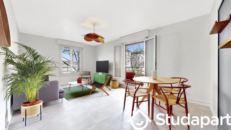 Chambre - 10 m² - 1 pièce