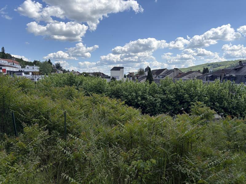 Terrain constructible - 1 958 m²