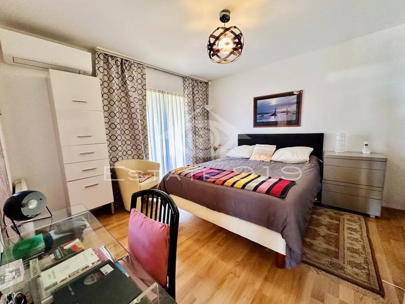 Appartement - 80 m² - 3 pièces