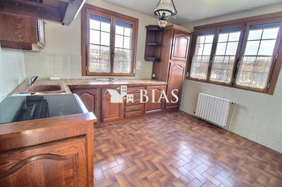 Maison - 156 m² - 8 pièces