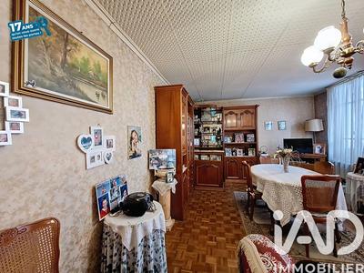 Maison - 64 m² - 4 pièces