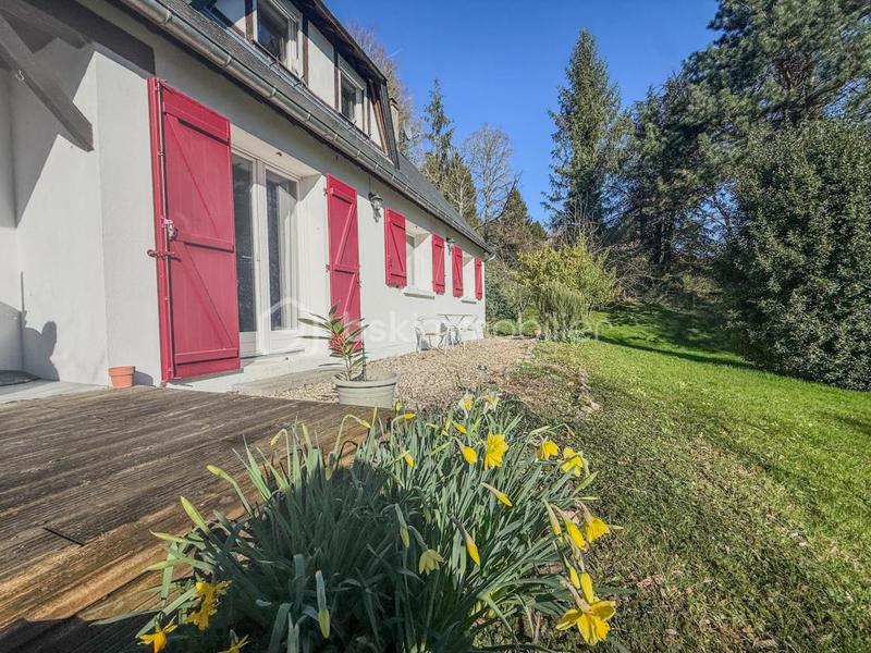 Maison - 104 m² - 3 pièces