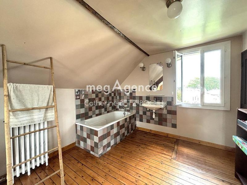 Maison - 88 m² - 4 pièces