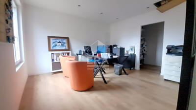 Maison - 180 m² - 6 pièces