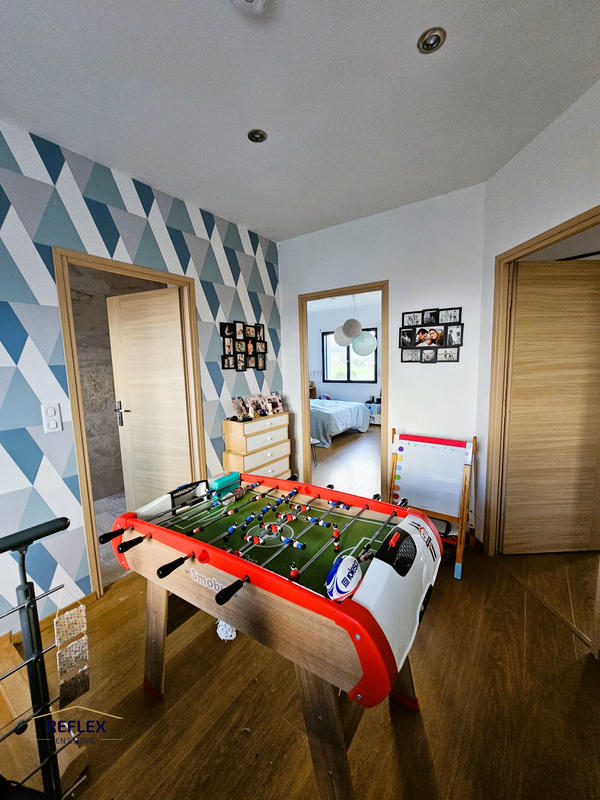 Maison - 190 m² - 6 pièces