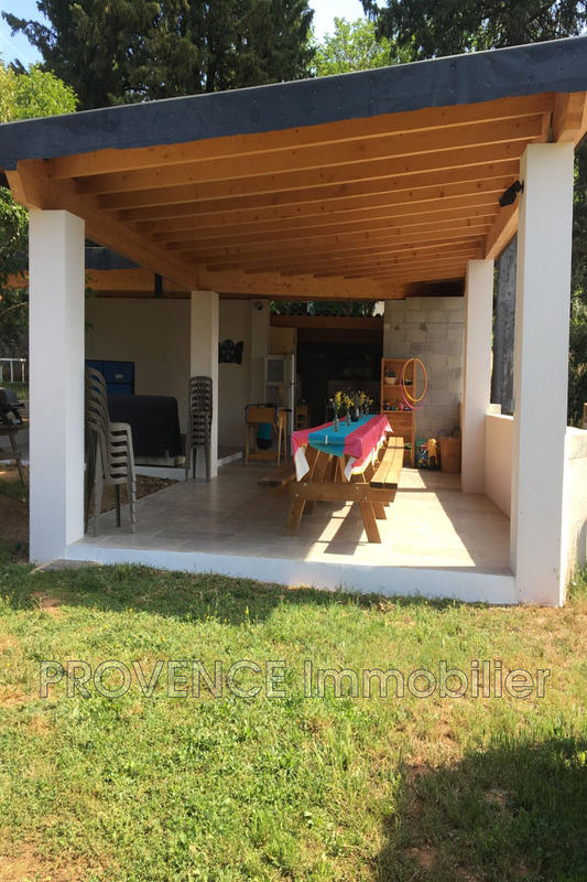 Bastide - 790 m² - 24 pièces