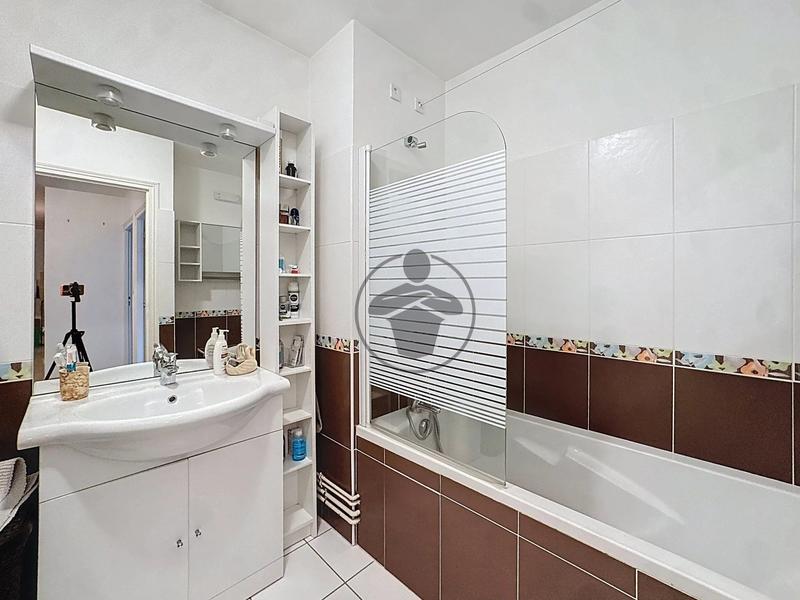 Appartement - 122 m² - 5 pièces