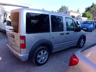 Ford Tourneo Connect 1,8 Tdci 110cv T210 Court