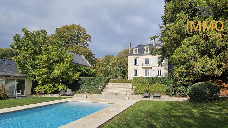 Maison de maîtres - 465 m² - 14 pièces