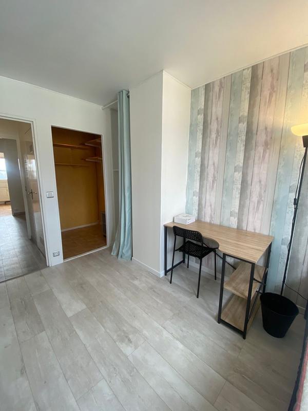 Appartement - 94 m² - 5 pièces