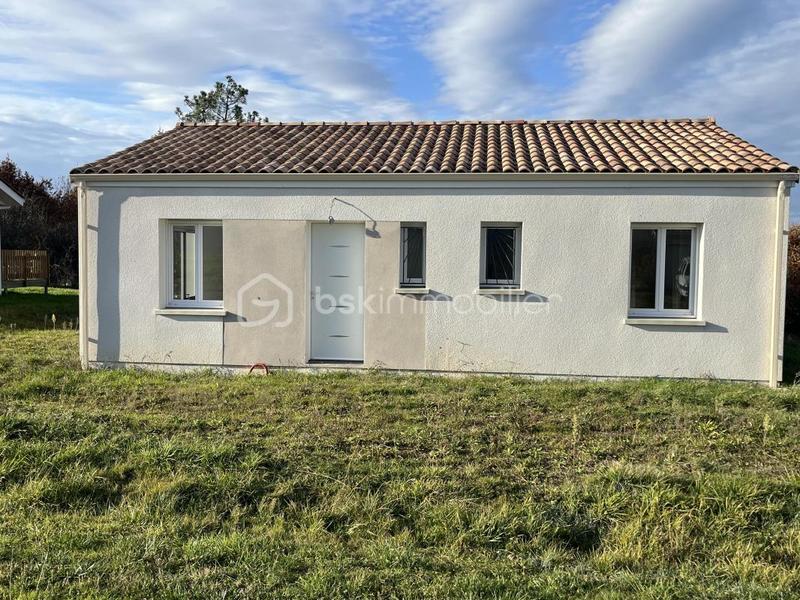Maison traditionnelle - 71 m² - 4 pièces